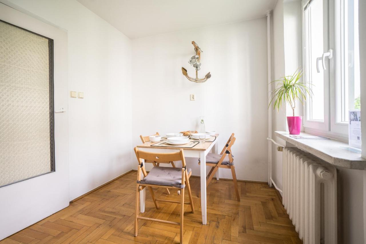 Oomph Warsaw Central 3-Bedroom Flat Exterior foto