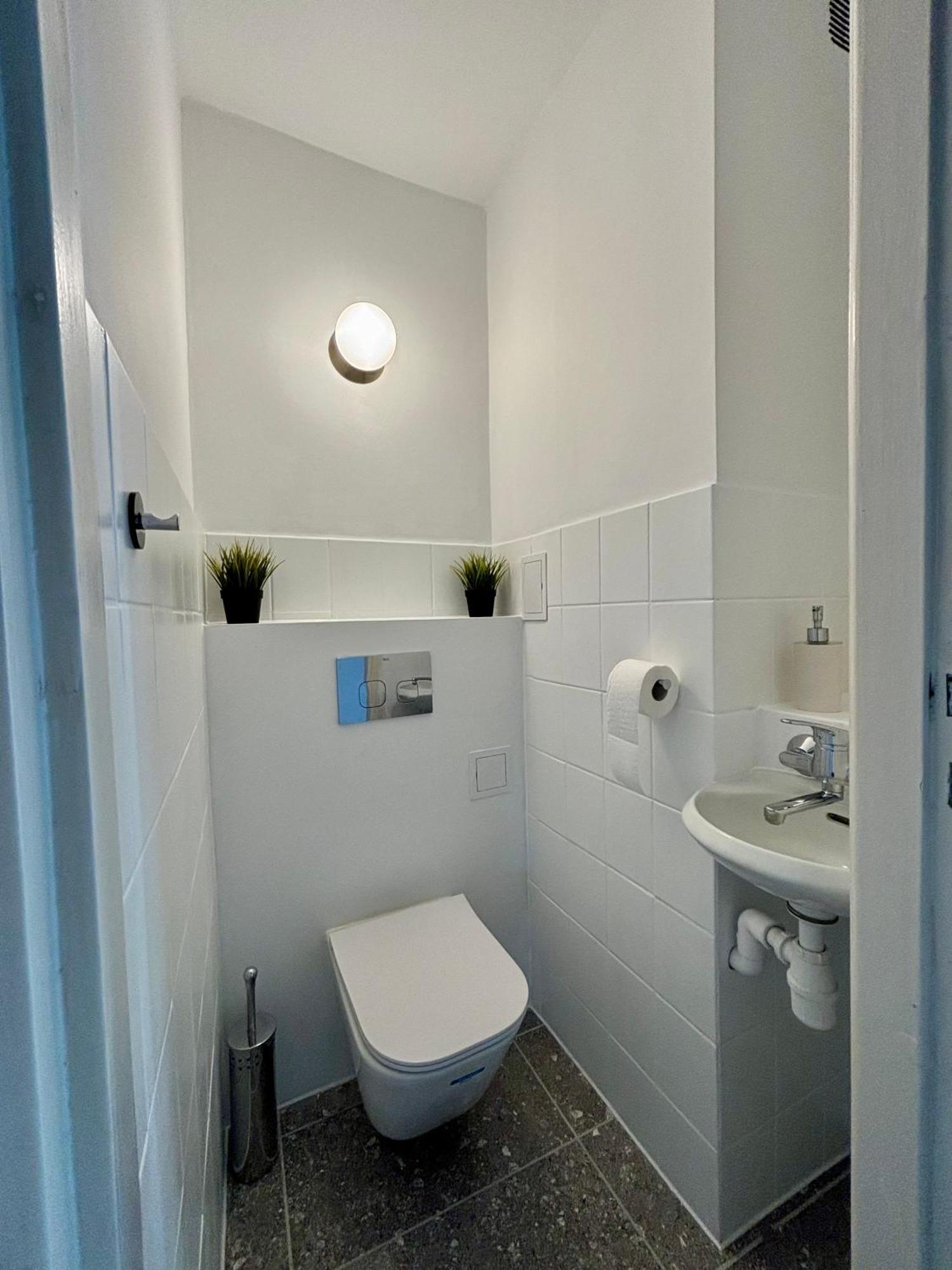 Oomph Warsaw Central 3-Bedroom Flat Exterior foto